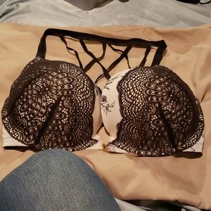 cacique saharan floral boost plunge strappy